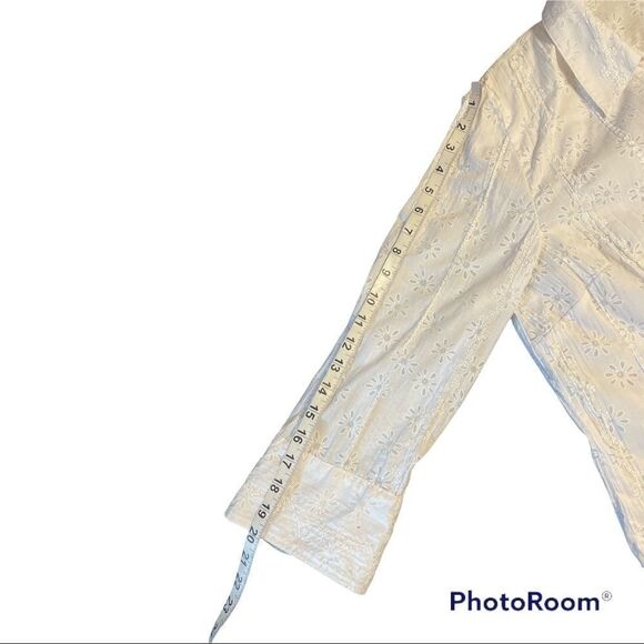 Vintage white flowered embroidered blouse -JM Collection - Picture 7 of 10